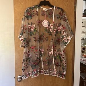 Umgee embroidery kimono size M/L. Fits like one size